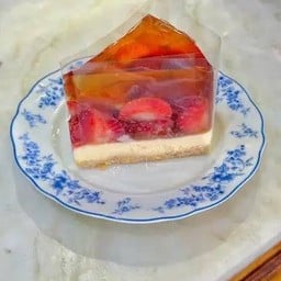 Strawberry Earlgrey Jelly Cheesecake