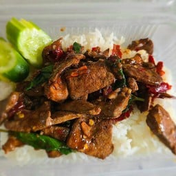 ข้าวกระเพราตับหมู