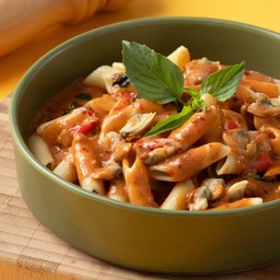 หอยลายผัดพริกเผา