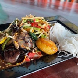 ส้มตำ #เว้าพื้นคน