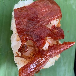 ข้าวเหนียวหมูหวานห่อตอง