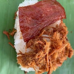 ข้าวเหนียวหมูหยองหมูหวานห่อตอง