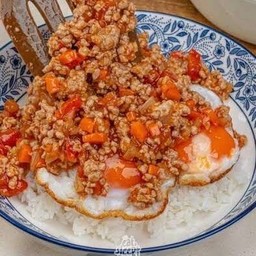 ข้าว (ไข่ดาว)ระเบิด