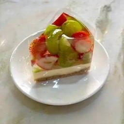 Muscat x Strawberry Jellycheesecake