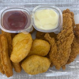 รวมทอด 3 อย่าง ชิกเก้นสติ๊ก นักเก็ต ไก่กรอบ