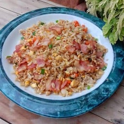 ข้าวผัดเบคอน
