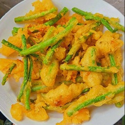 ถั่วฝักยาวทอด