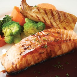 F6.สเต๊กแซลมอนเทอริยากิ