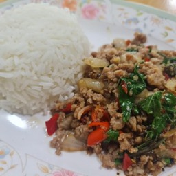 กะเพราหมูสับ