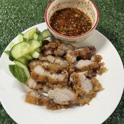 ข้าวหมูทอดคุงหลวงชาย