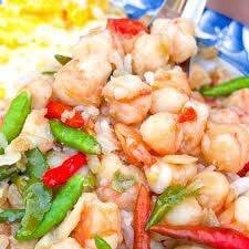 ข้าวดราดกุ้งสับผัดพริกขี้หนู