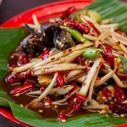 ส้มตำ ปณ.อีสาน ข้างวัดโป่งไผ่