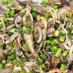 ขนมจีนน้ำนัว ยำขนมจีน (เจ้าเดิมถนนคนเดิน-คลองถม)