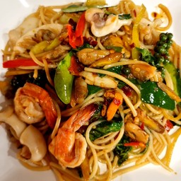 สปาเก็ตตี้ขี้เมาทะเล