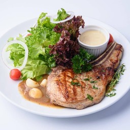 สเต็กหมูพอร์คชอป