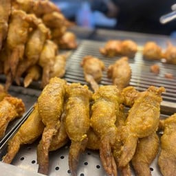 ปีกไก่ยัดไส้ข้าวเหนียว Raohe Night Market