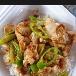 ผัดพริกหยวก-ราดข้าว