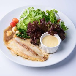 สเต็กปลาดอลลี่ชุปเกล็ดขนมปัง