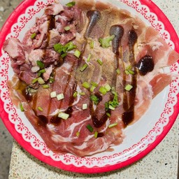 ชุดแจ่วฮ้อนหมู