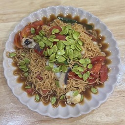 ตำมาม่าหนวดหมึก