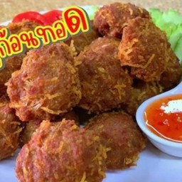 หมูสเต็กกระเทียมทอด(กับข้าว)