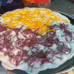 ขนมครกโบราณกะทิสดหน้ามันม่วง