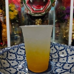 น้ำส้มโซดา