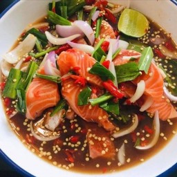 ตำเหลาเเซลม่อน