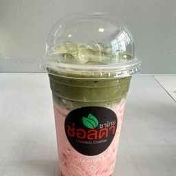 มัทฉะลาเต้สตอเบอรี่