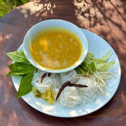ขนมจีนน้ำยากะทิใต้