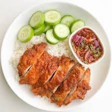 ข้าวไก่ย่าง /หมูย่างน้ำจิ้มแจ่ว
