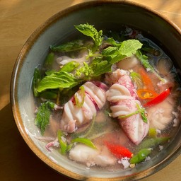 ต้มแซ่บหมึกไข่