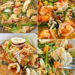 สุกี้แห้งหมู