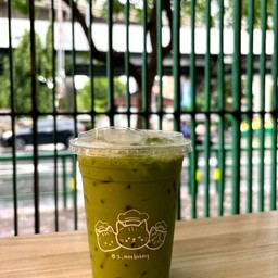 Green tea ( ชาเขียว)