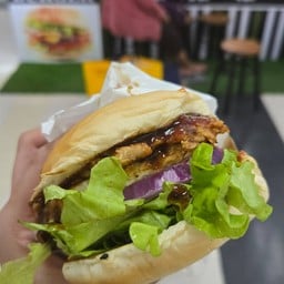 Cheese Tenderloin Burger