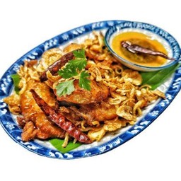 Chicken wings Tamarind sauce ไก่ทอดซอสมะขาม