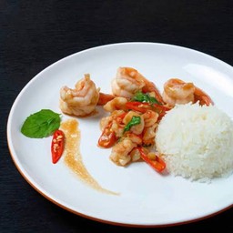 กุ้งกะเพราราดข้าว