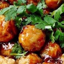 หิวอ่ะดิ ลูกชิ้นทอด