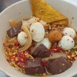 ก๋วยเตี๋ยวเย็นตาโฟต้มยำน้ำ