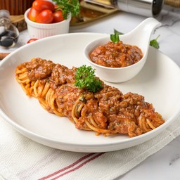 สปาเก็ตตี้ผัดซอสหมู (โบลองเนส)