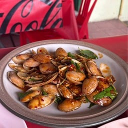 หอยลายผัดน้ำพริกเผา