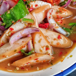 ยำไส้กรอก (Yum sausage)