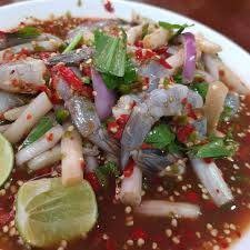 ยำไหลบัวกุ้งสด/สุก