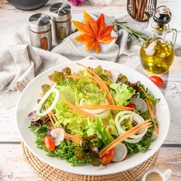 สลัดผักรวม