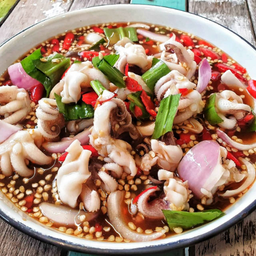 ยำหนวดปลาหมึก Yum Squid tentacles