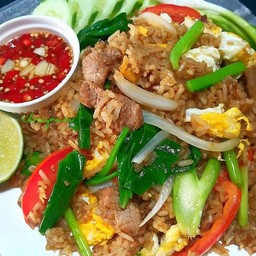 ข้าวผัดรถไฟ