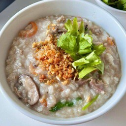 ข้าวต้มยืนหนึ่ง (Boiled Rice No.1)
