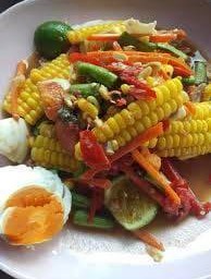 ตำข้าวโพดไข่เค็ม