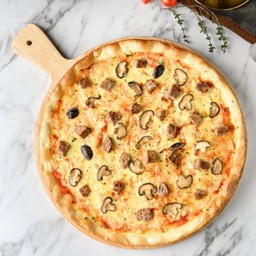 พิซซ่าหน้าไส้กรอกอิตาเลี่ยน