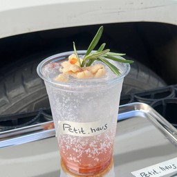 Petit.haus(เปอติ้ด.เฮ้าส์)